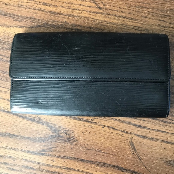Louis Vuitton Epi Sarah Black Leather Wallet - Picture 1 of 12